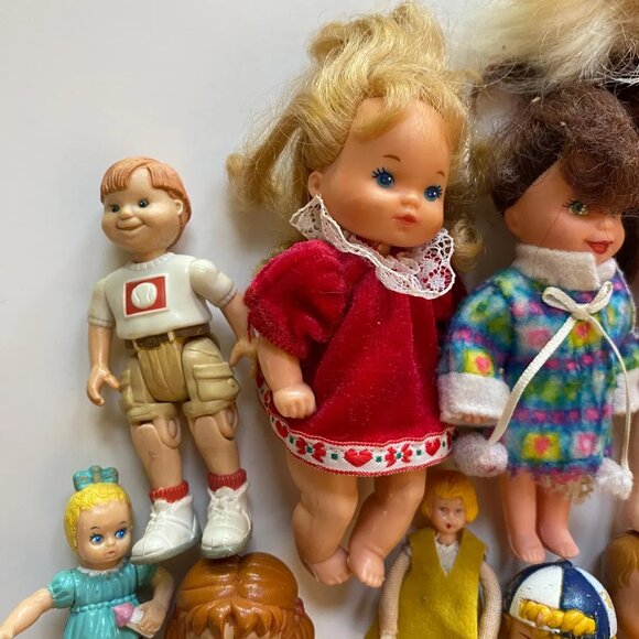 Vintage Small Dolls Lot Girls Kids Toys 1980s 1990s Barbie Quints Random - Picture 3 of 6